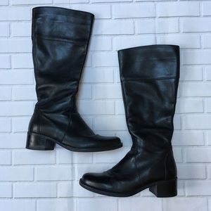 La CANADIENNE Black Heeled Boots